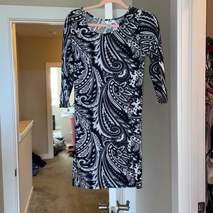 Great body con dress only worn once.